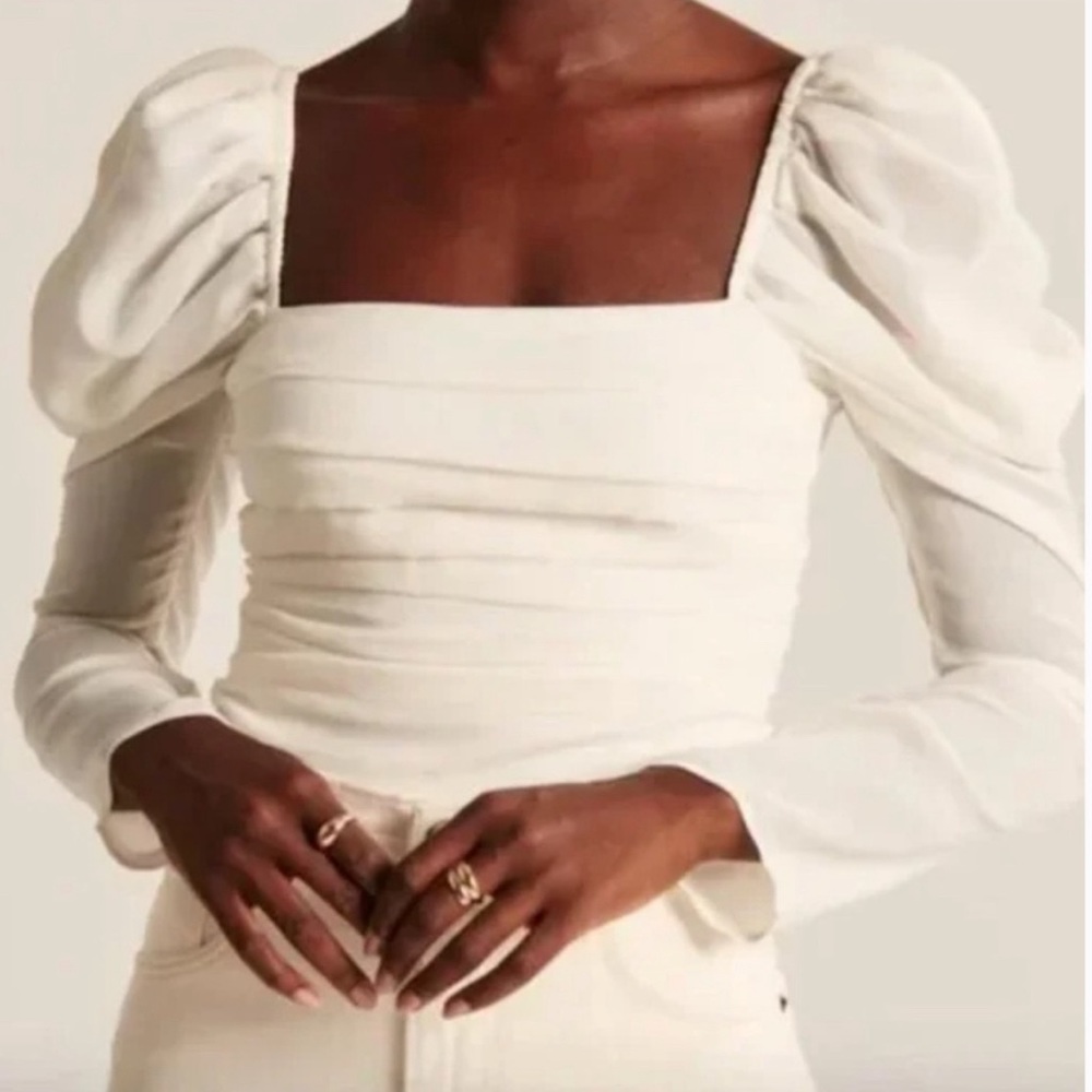 Abercrombie Long Sleeve Puff Shoulder Top